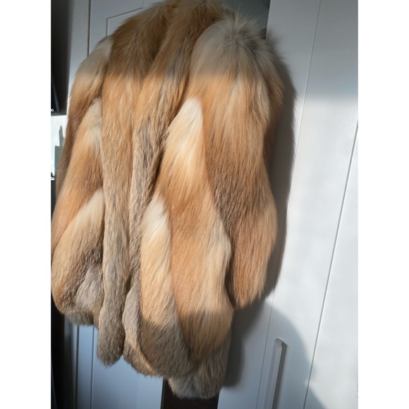Rare John Ross Original Fox Fur Coat - Picture 3 of 14